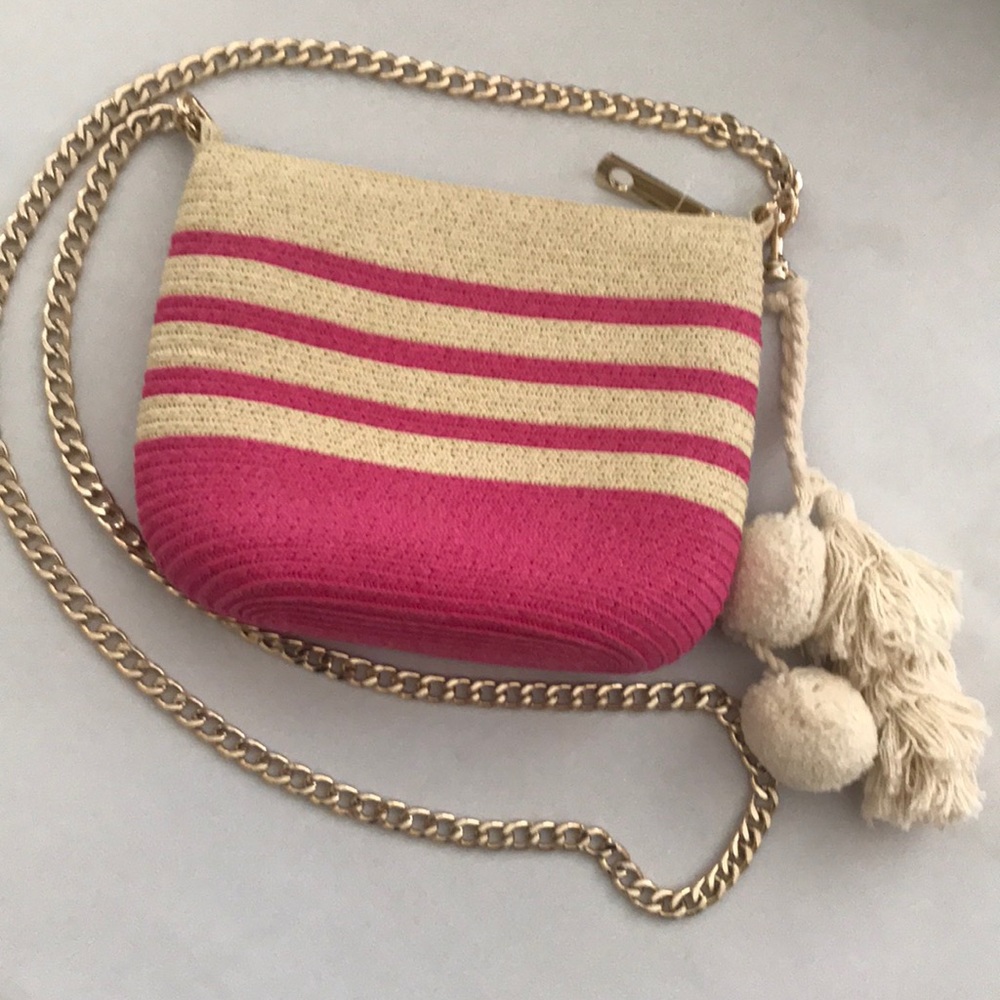 Mini straw shoulder/crossbody bag, striped.